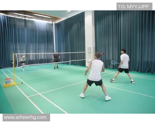 广州羽毛球队耐力训练揭秘:提升竞技水平的关键因素与实践探索 广州羽毛球队耐力训练揭秘:提升竞技水平的关键因素与实践探索