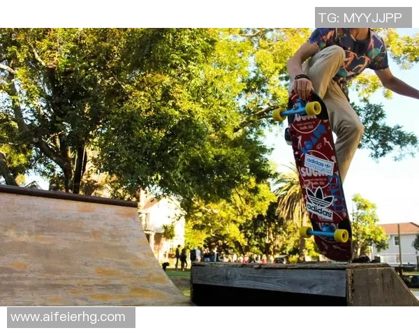 成都滑板队速度之旅：探索滑板文化与运动激情的完美结合