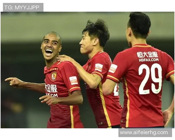 吴磊独家分享足球心得与成长历程探讨如何在赛场上实现自我突破 吴磊独家分享足球心得与成长历程探讨如何在赛场上实现自我突破