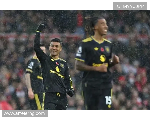 卡塞米罗:从巴西足球新星到欧洲顶级中场的华丽转身与传奇之路 卡塞米罗:从巴西足球新星到欧洲顶级中场的华丽转身与传奇之路