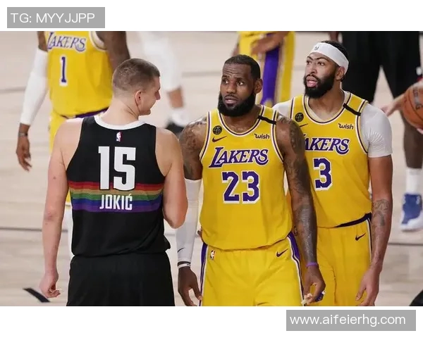 湖人对决掘金精彩回顾：谁将赢得季前赛的胜利与荣耀