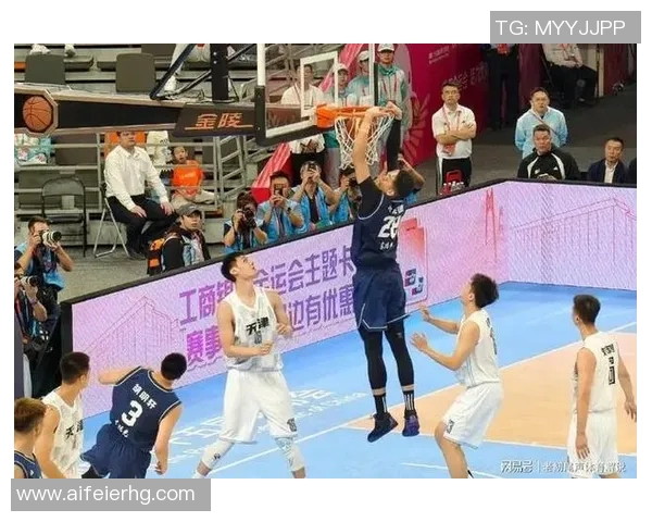 解放军篮球队与广东男篮激战正酣谁将赢得这场精彩对决