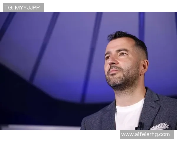 马丁内斯的足球传奇之路与未来发展展望